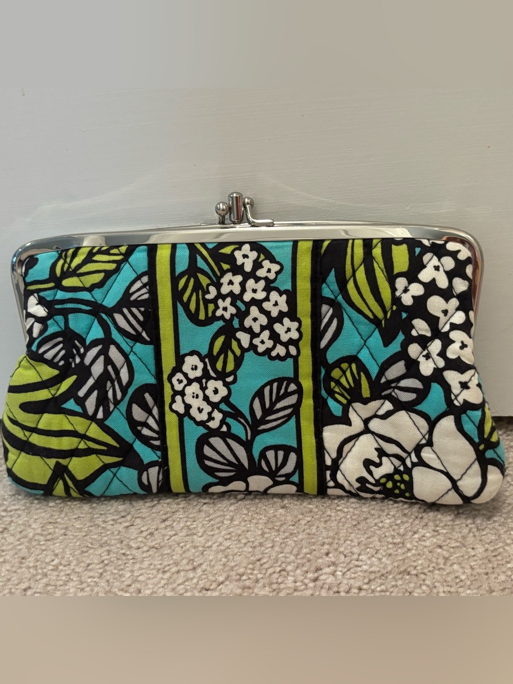 Vera Bradley Floral Quilted Clutch Kiss Lock Clutch Wallet Island Blooms